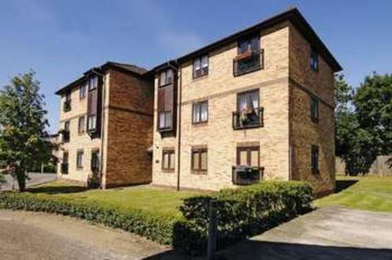 2 bedroom Flat to re...